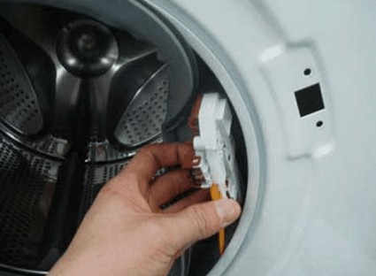 Замена замка стиральной машины Indesit
